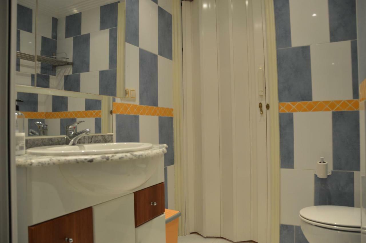 Emalco Anis Primera Linea Benidorm Luaran gambar