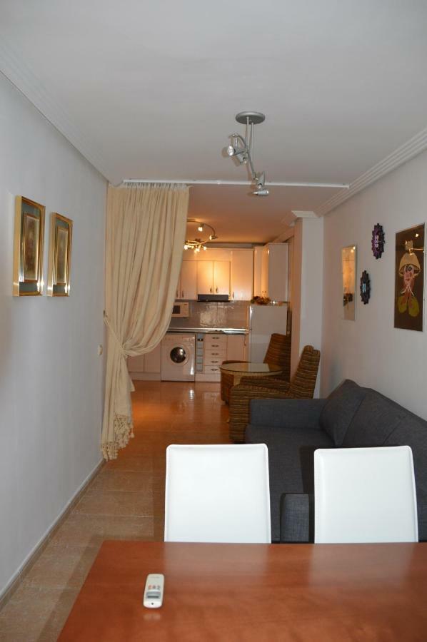 Emalco Anis Primera Linea Benidorm Luaran gambar